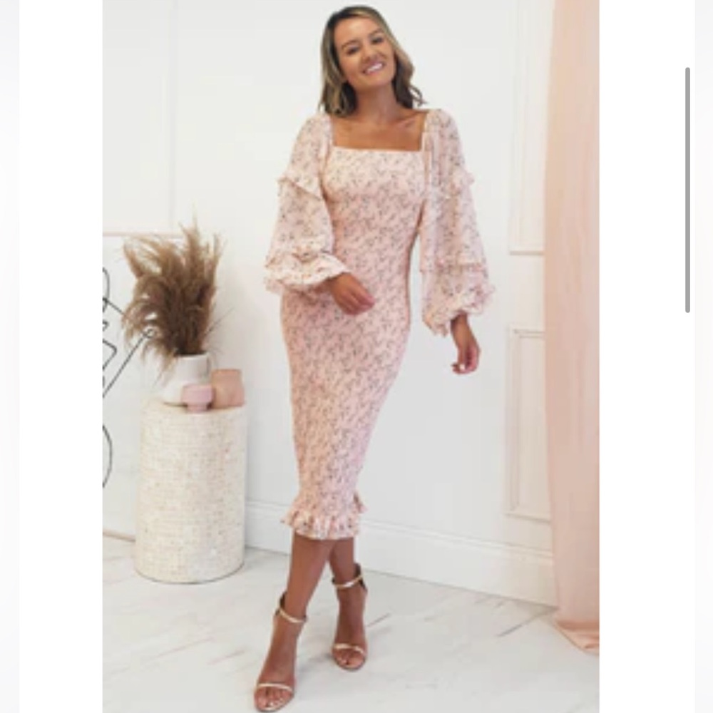 Oh hello clothing Pink floral ruched dress Size M